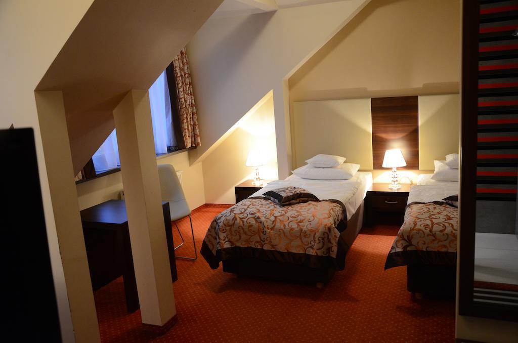 Agat Hotel Lodz  Room photo